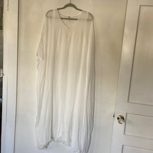 YFB white maxi caftan. Size M/L